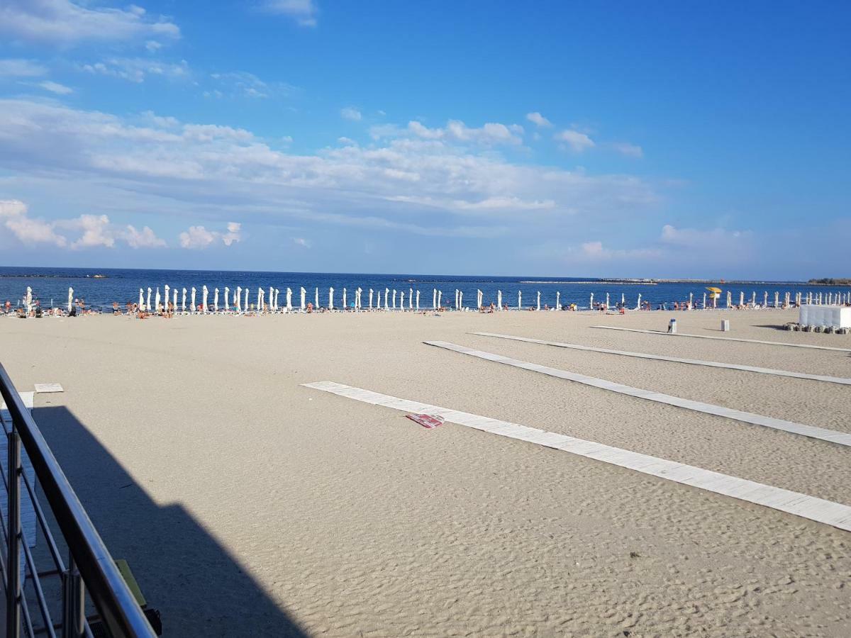 Hotel Solea Beach Mamaia Exterior photo